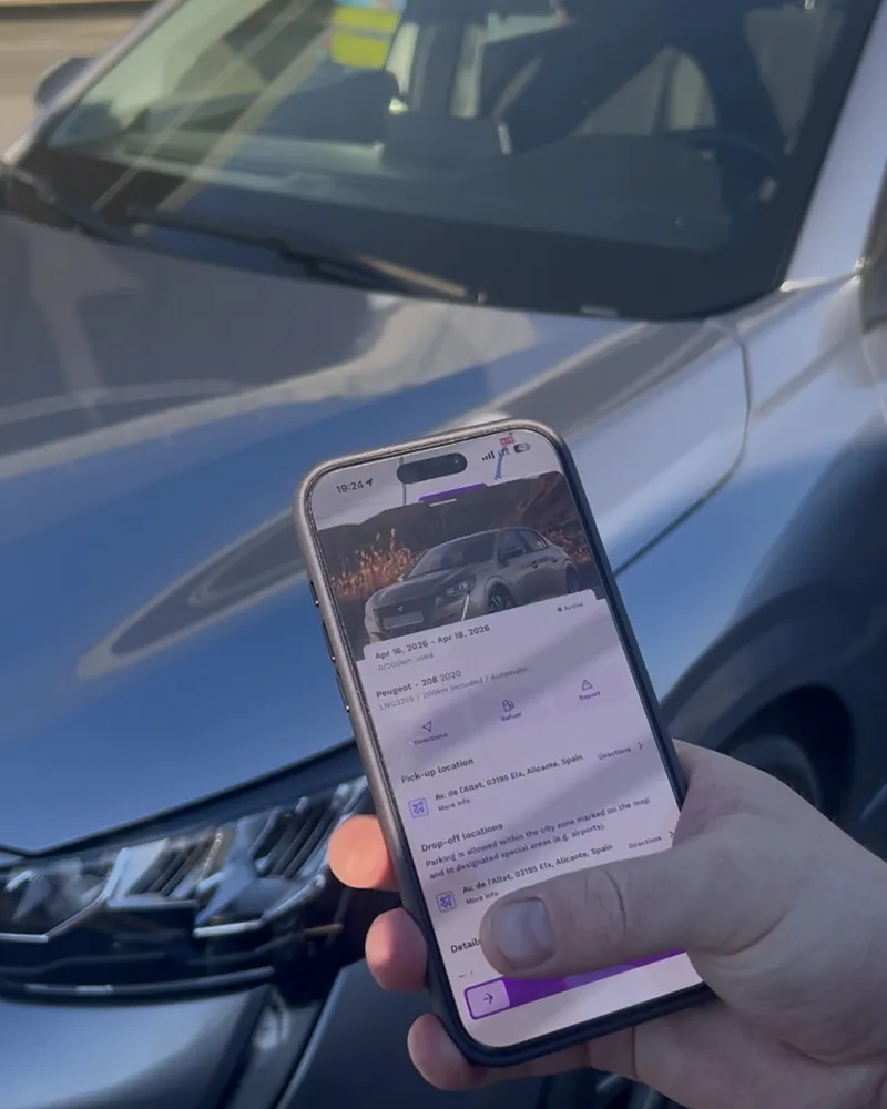 Peugeot 208 pickup in Alicante via WoopDrive app